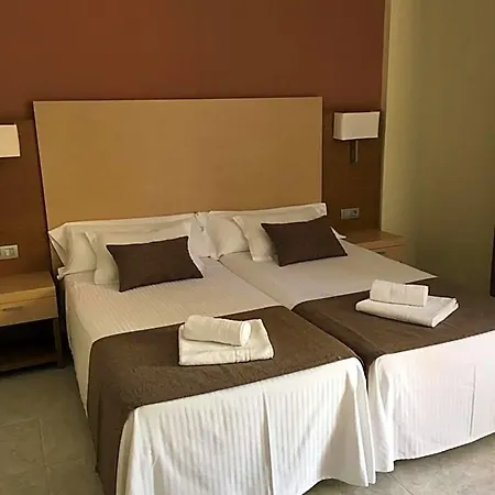 Rosabel Hotel *