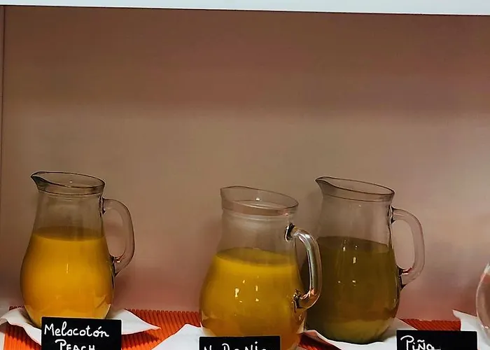Rosabel فندق بينايدورم