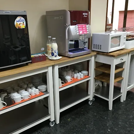 酒店 罗莎贝尔酒店 *